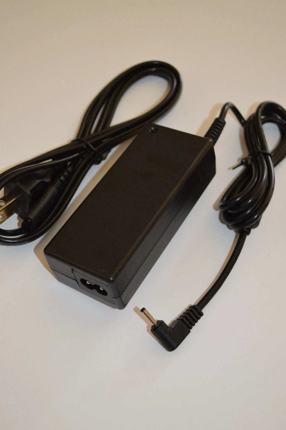 19V 2.37A 45W Aspire ES1 PA-1450-26, Chromebook 15 CB3-531-C2ZV Laptop Adapter - eBuy UAE
