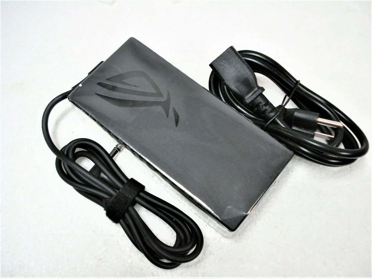 ADP-240EB B Genuine Asus ROG Zephyrus S15 GX502LWS 240W 20V 12A AC Laptop Adapter/Charger - eBuy UAE